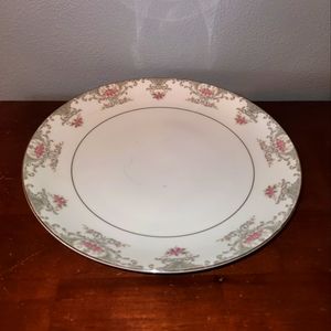 Mikasa Valentine Cake Plate EUC